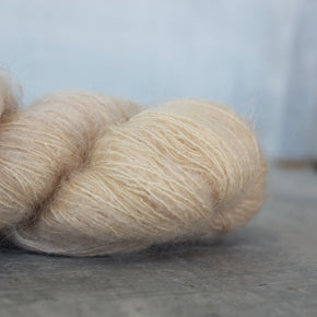 Yarn : Botanical Dyed Kid Mohair/Silk - Tribe Castlemaine