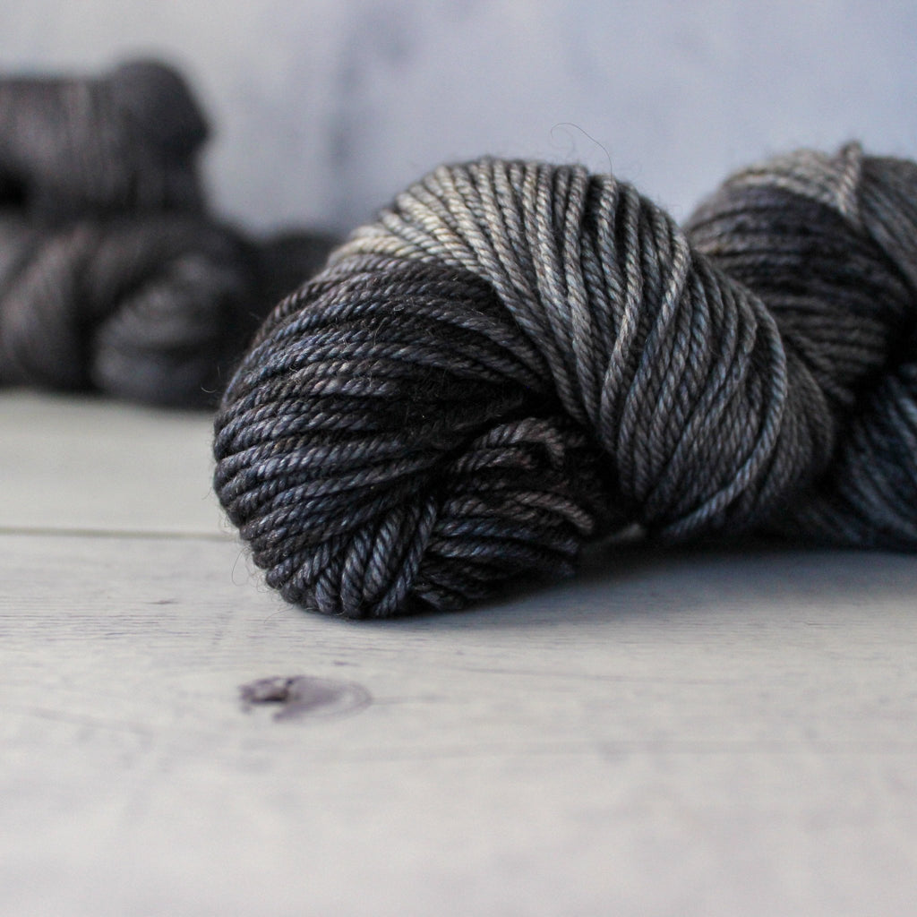 Yarn : Hand-dyed Silk/Merino/Yak 'Degraves' - Tribe Castlemaine
